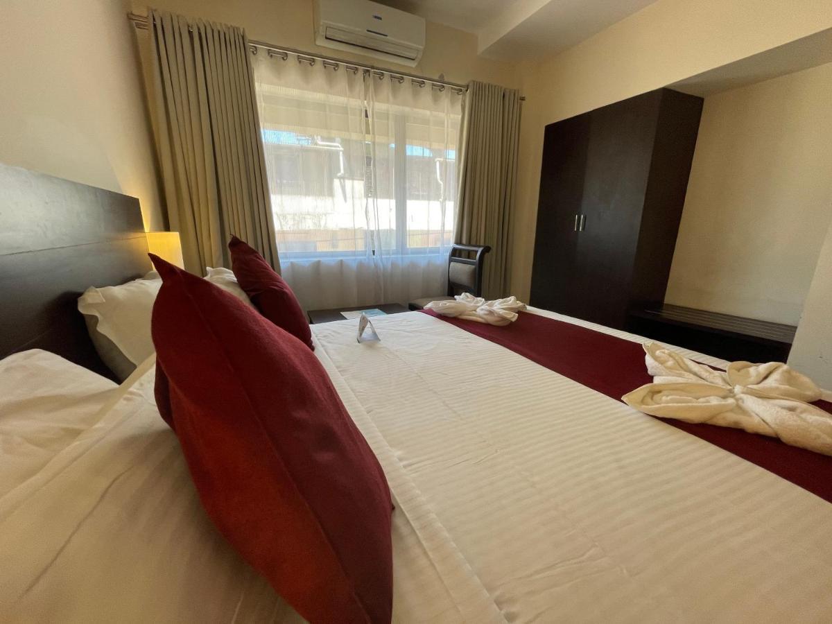 Hotel Yamuna Adur Εξωτερικό φωτογραφία
