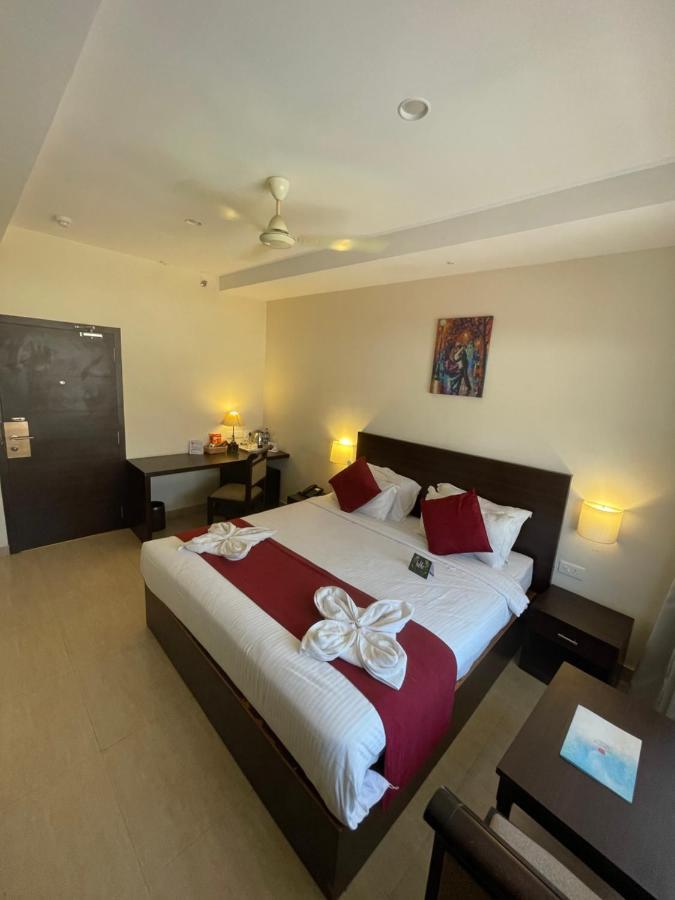 Hotel Yamuna Adur Εξωτερικό φωτογραφία