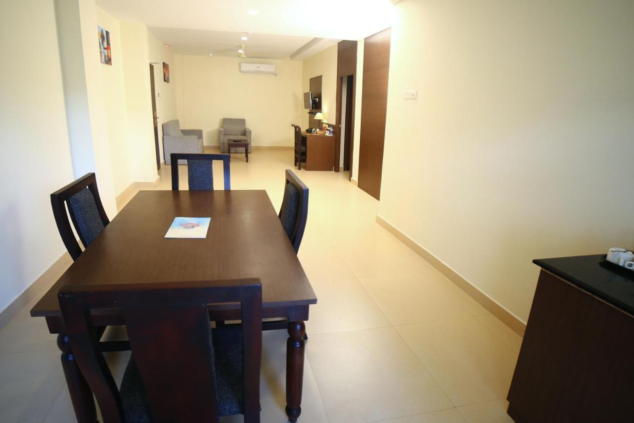 Hotel Yamuna Adur Εξωτερικό φωτογραφία